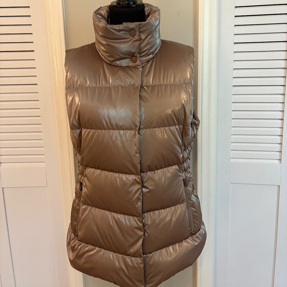 Athleta Shiny Taupe Quilted Puffer Vest